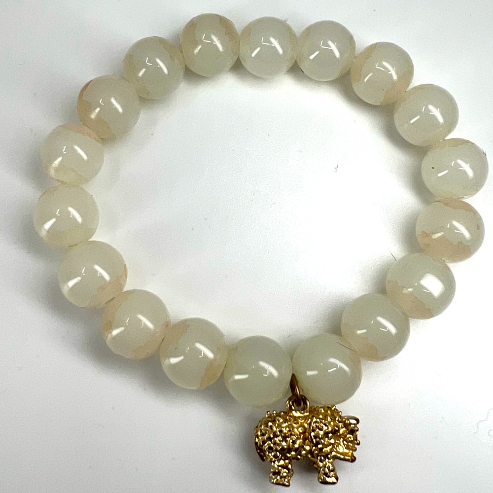Jewelry Special! ⭐️✨ Beaded Gold Rhino Bracelet